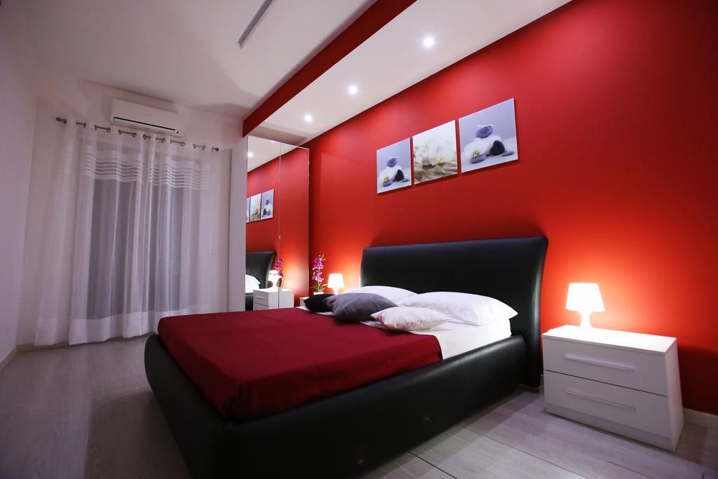 Iris Room Rome Room photo